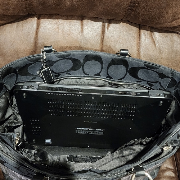 Coach tote - Picture 8 of 8